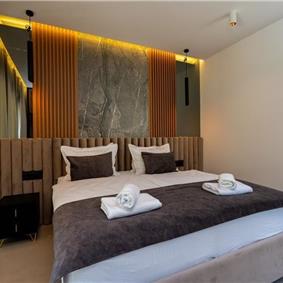 4 bedroom villa with pool in Dubrovnik region, sleeps 8 